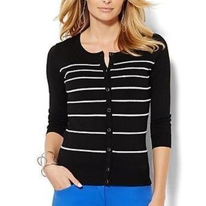 NWOT NY&Co Cardigan. Size Medium